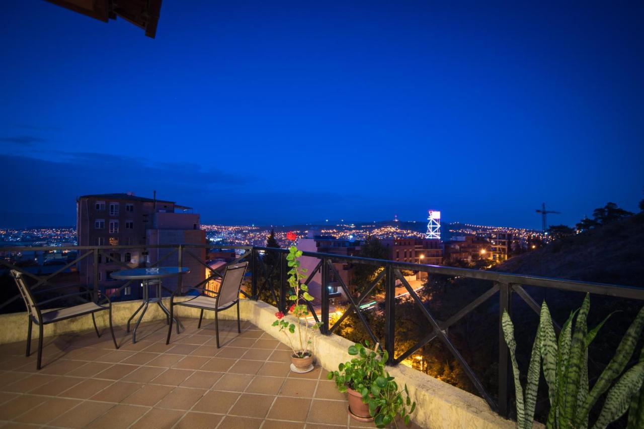 Hotel Terrace House Tbilisi Esterno foto