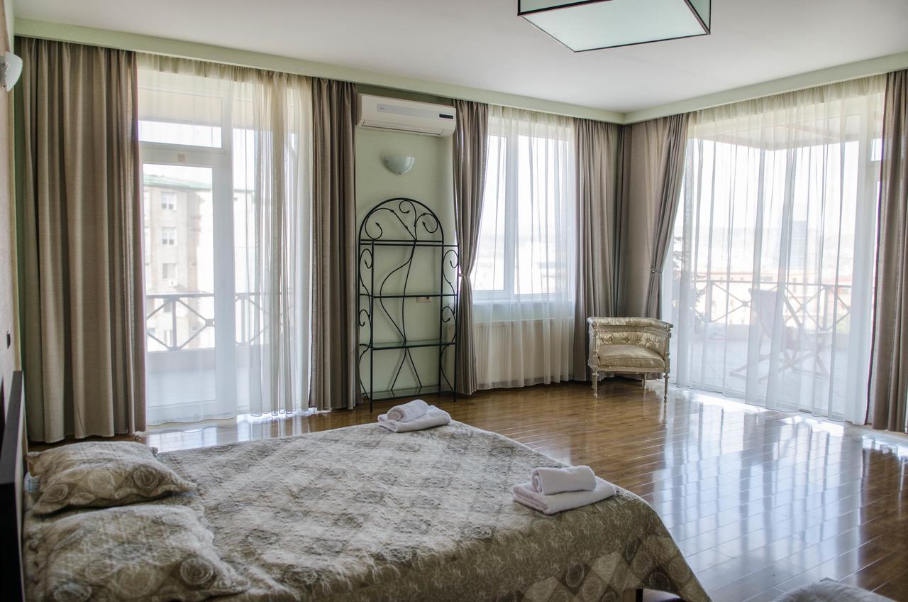 Hotel Terrace House Tbilisi Esterno foto